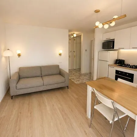 Riviera Juan Les Pins 300m Avec Terrasse דירה אנטיב