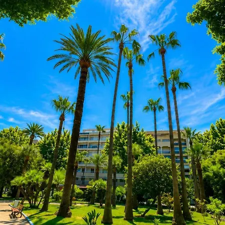 Riviera Juan Les Pins 300m Avec Terrasse דירה